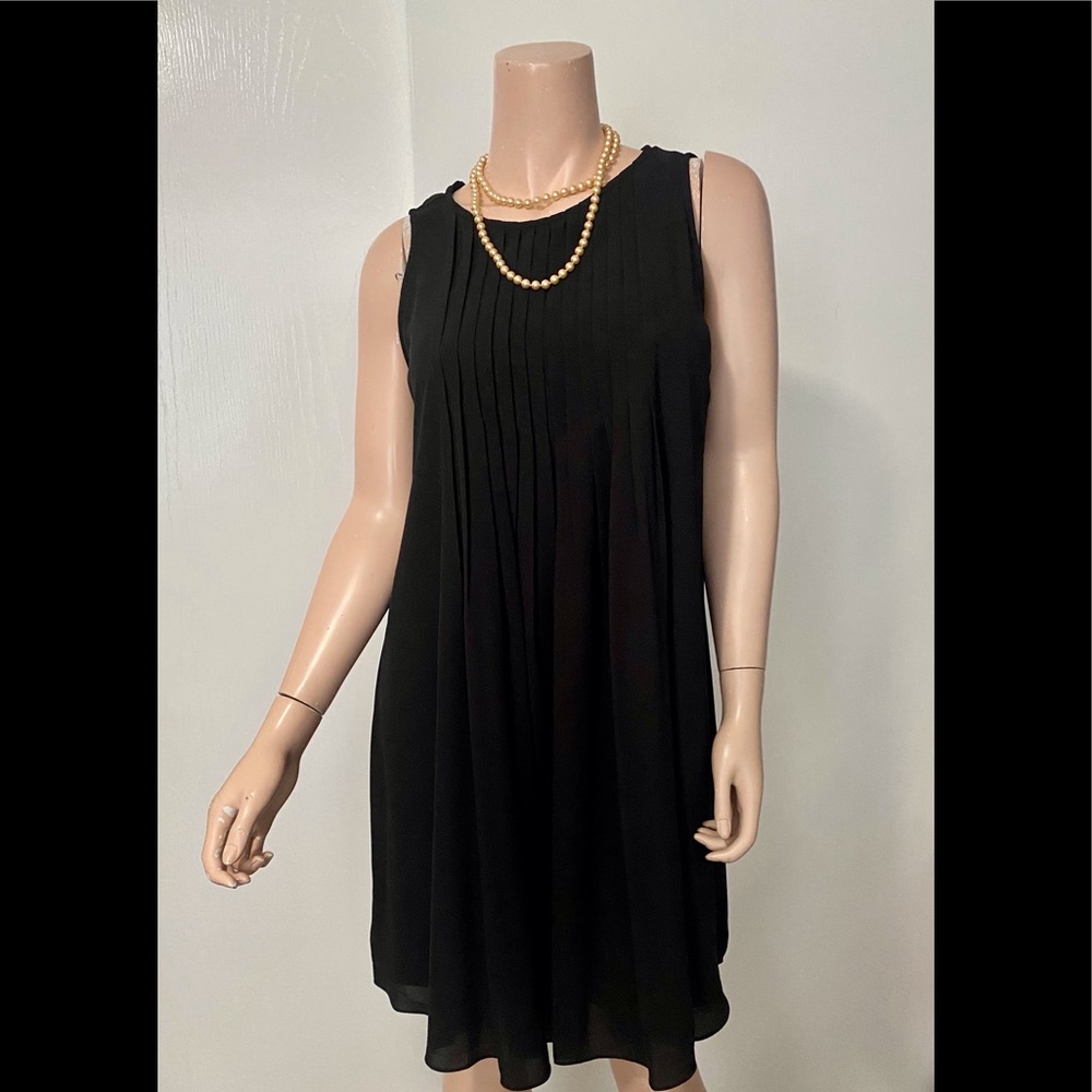 Nanette Leopore Black Drees size 6
